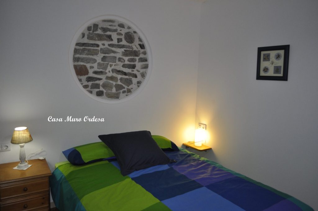 a. Apartamento de 3 habitaciones salón cocina amplio.